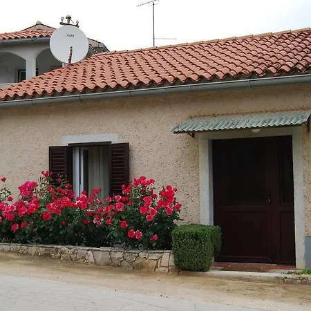 Mira Apartment Tar-Vabriga